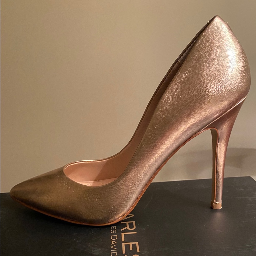 Charles by Charles David pump